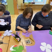 Мастер-класс с педагогами по изготовлению цветов